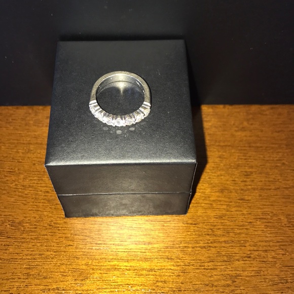 Genuinebeautiful color 14ktdiamonds band.50 carat - Picture 3 of 5